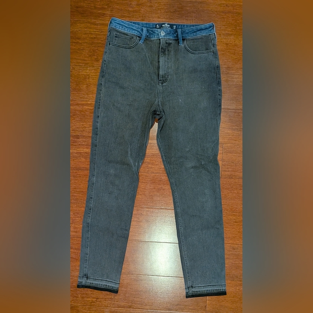 Hollister Dark Gray Skinny Jeans